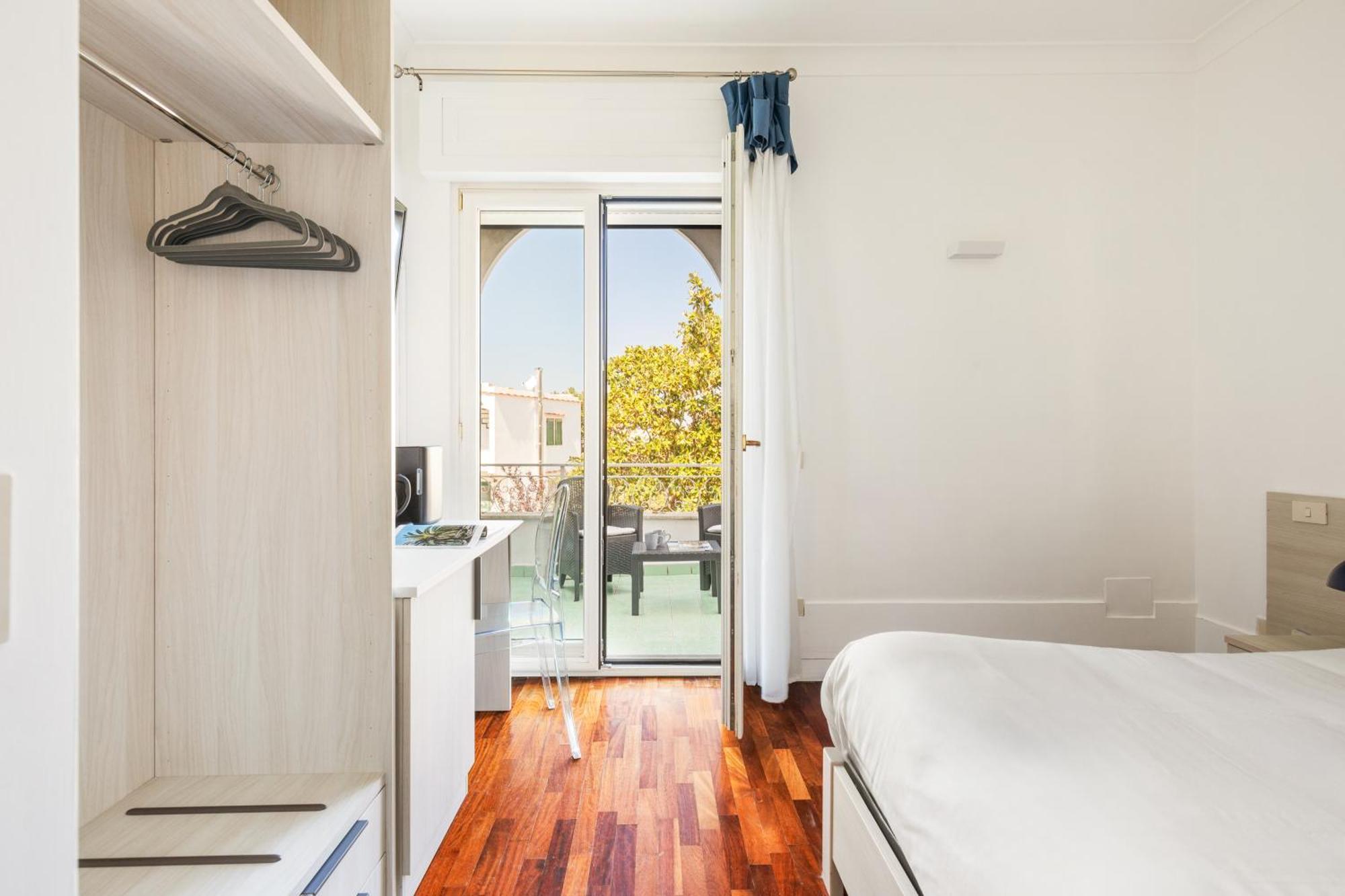 Yourhome - Villa Sorrento Мета Екстериор снимка